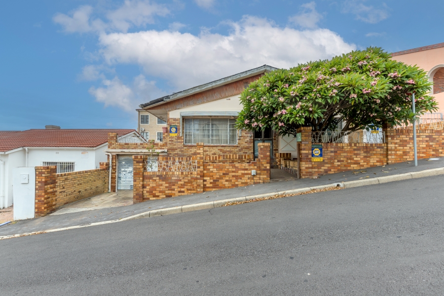 4 Bedroom Property for Sale in Walmer Estate Western Cape